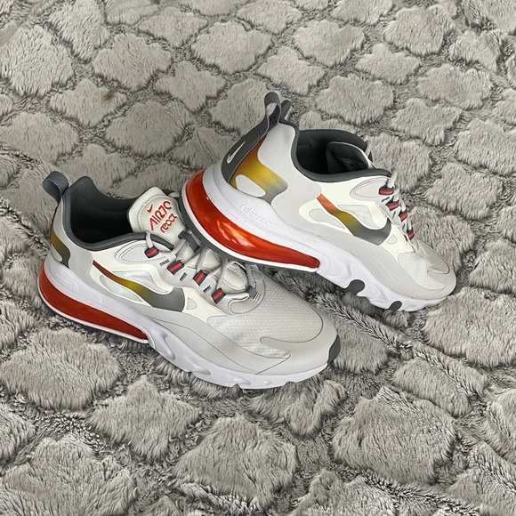 Nike Other - Nike Air Max 270 SE